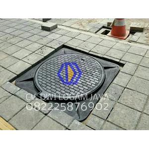  Manhole Cover Pedestrian Cast Iron