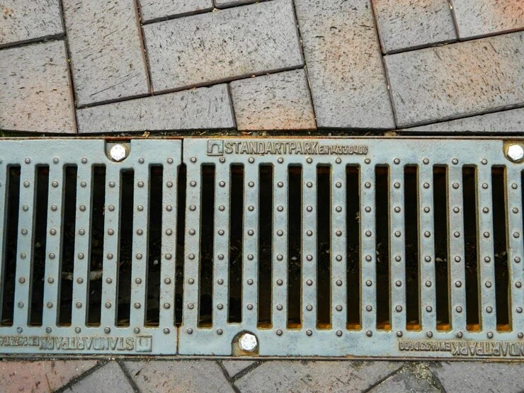 Grill Drainase 