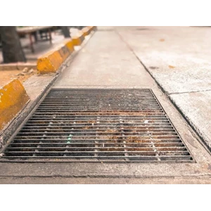 Mengenal Standar dan Regulasi Terkait Manhole IPAL di Indonesia